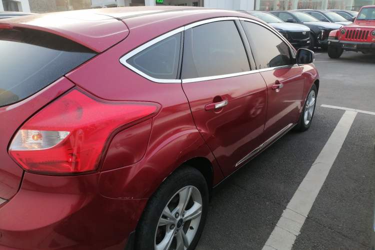 Used Ford Focus 2012 Hatchback 1.6L Automatic Comfort Model
