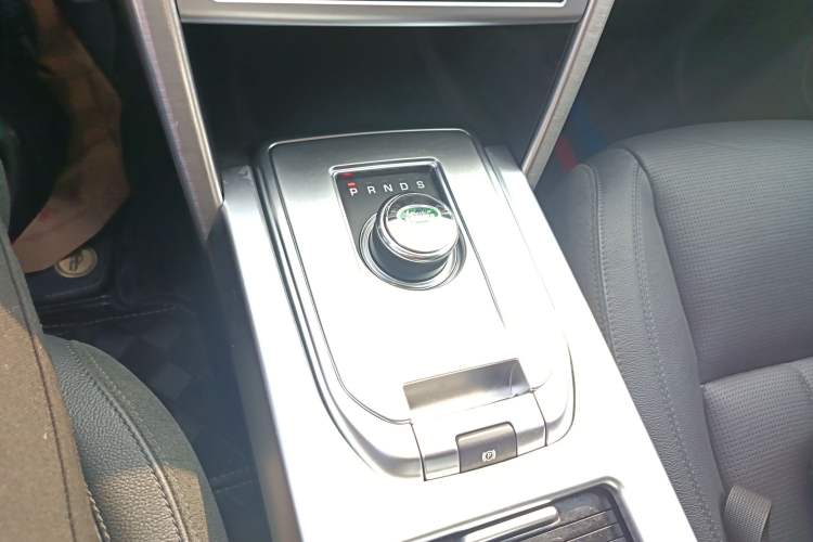 Used Land Rover Discovery Sport 2017 2.0T SE