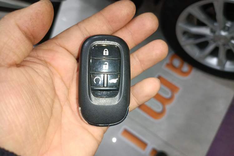 Used Honda CR-V 2023 240TURBO Two-Wheel Drive Deluxe Edition 7 Seats