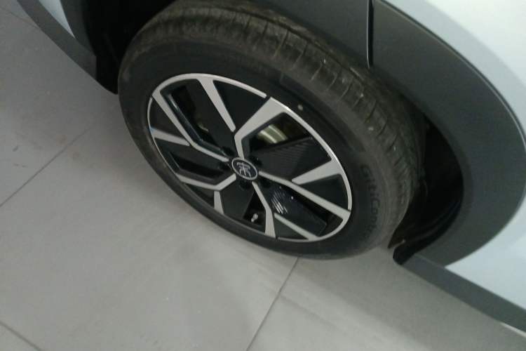 Used BYD Song L DM-i 2025 Intelligent Driving Version 160 km Beyond-Range Type