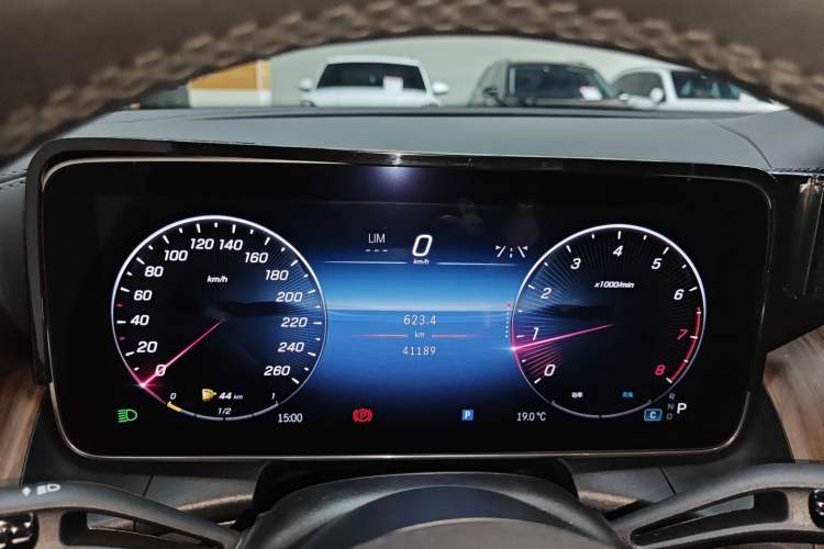 Used Mercedes-Benz GLC 2023 Refreshed GLC 300 L 4MATIC Dynamic Version 7-Seater