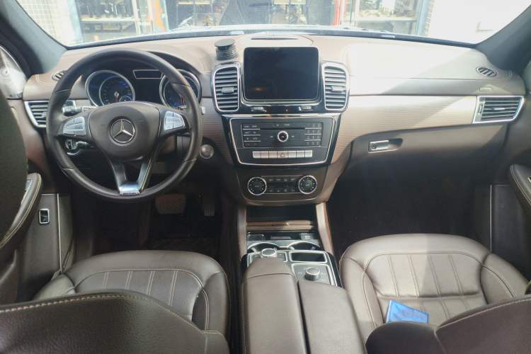 Used Mercedes-Benz GLE 2019 GLE 320 4MATIC Dynamic Edition Prestige Model