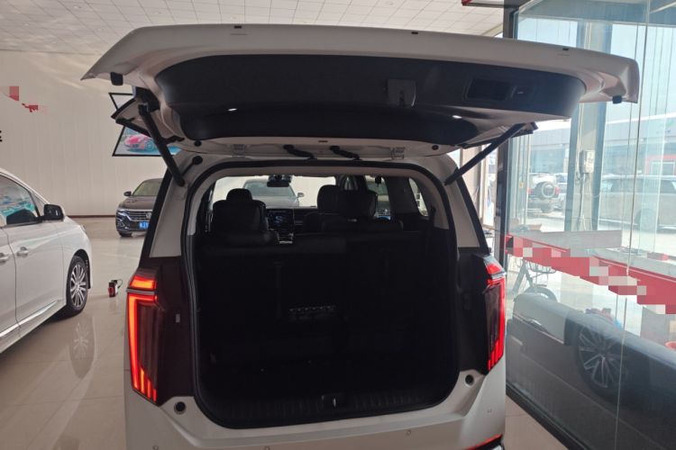 Used GAC Trumpchi M8 2024 Master Series 400T Prestige Edition