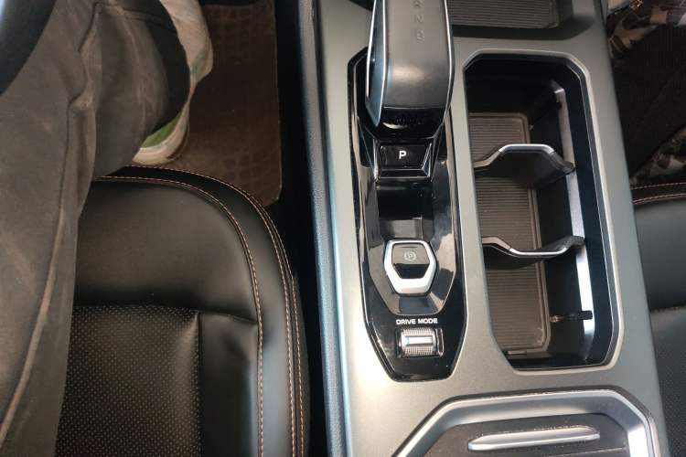 Used Geely Auto Haoyue L 2023 2.0T DCT Prestige Edition
