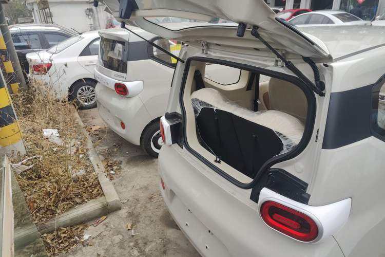 Used Wuling Hongguang MINIEV 2024 3rd Generation 215km Youth Edition
