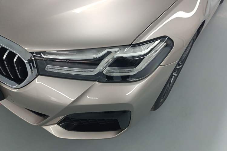 Used BMW 5 Series New Energy 2021 535Le Pioneer Edition M Sport Package
