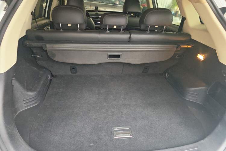 Used Geely Auto Emgrand X7 Sport 2018 1.8TD Automatic Two-Wheel Drive Smart Connect 4G Internet Edition
