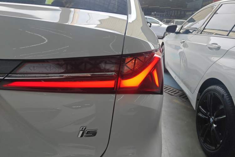 Used Roewe i5 2023 1.5L CVT Luxury Edition