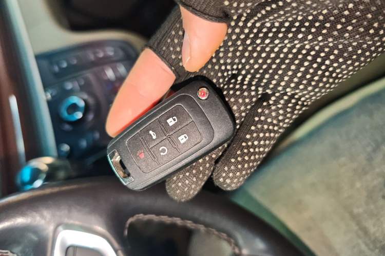 Used Buick GL8 2018 28T Luxury Model China VI Standard