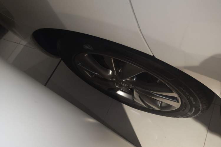 Used Infiniti QX60 2014 2.5 S/C Hybrid All-Wheel-Drive Versatile Edition
