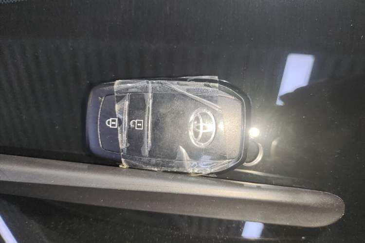 Used Toyota Wildlander 2024 2.0L CVT 4x4 Luxury PLUS Edition