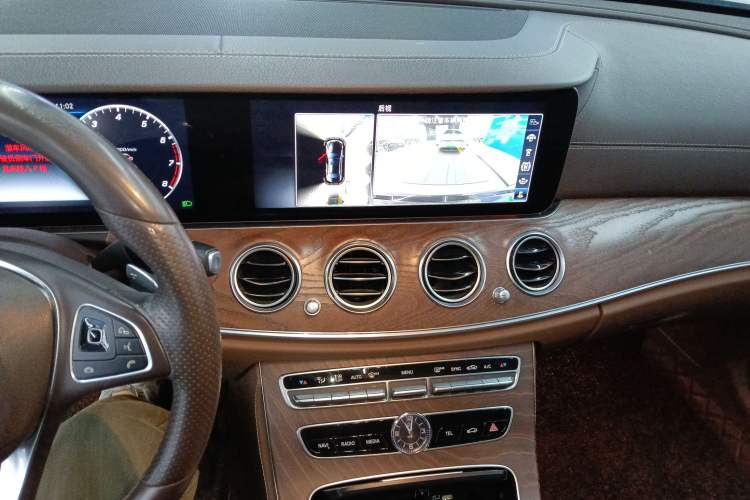 Used Mercedes-Benz E-Class 2018 Facelift E 300 L Luxury Edition
