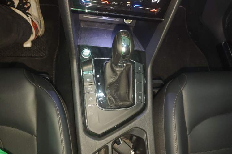 Used Volkswagen Tharu 2021 280TSI Two-Wheel-Drive Luxury Edition