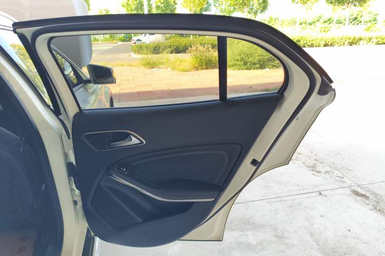 Used Mercedes-Benz GLA 2015 GLA 200 Sport Edition
