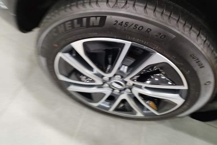 Used Cadillac OPTIQ 2024 Four-Wheel Drive Long-Range Version