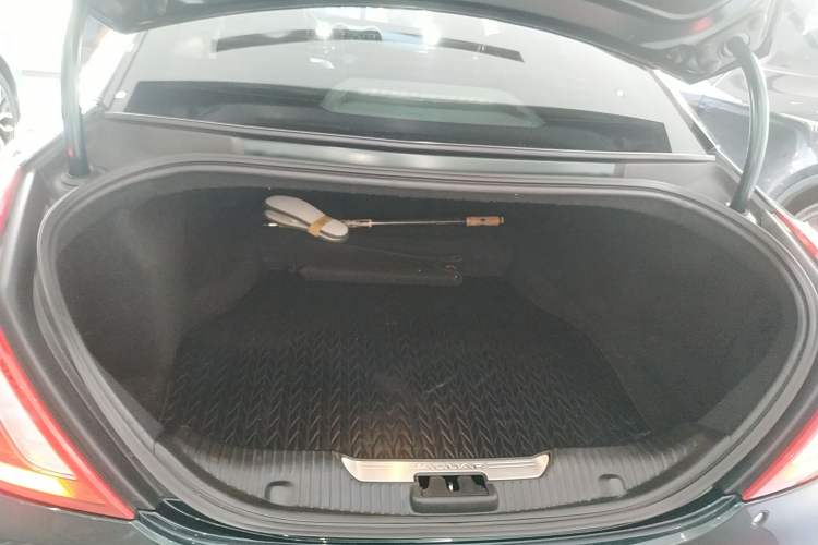 Used Jaguar XJ 2016 XJL 3.0 SC Two-Wheel-Drive Elegant Business Edition
