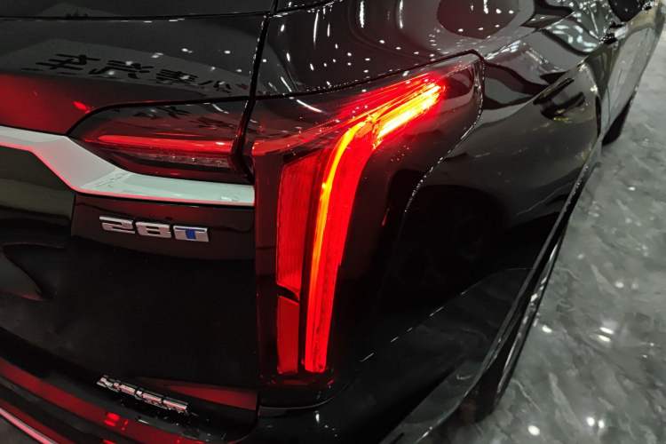 Used Cadillac XT6 2022 2.0T Six-Seater Four-Wheel-Drive Luxury Standard Edition
