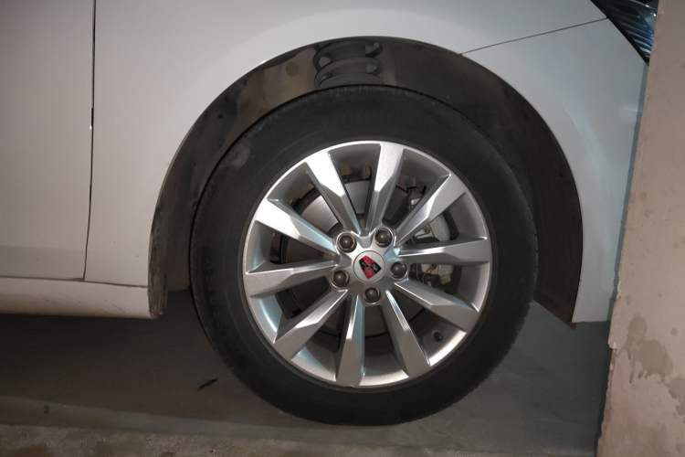 Used Roewe i6 2017 20T Automatic Internet Smart Edition
