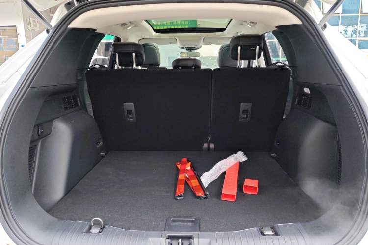 Used Ford Escape 2020 EcoBoost 245 Two-Wheel-Drive Comfort Edition
