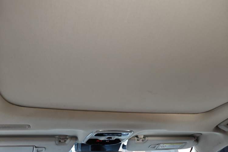 Used Lynk & Co 02 2018 1.5T DCT Two-Wheel Drive Zhaopu Version China V Standard
