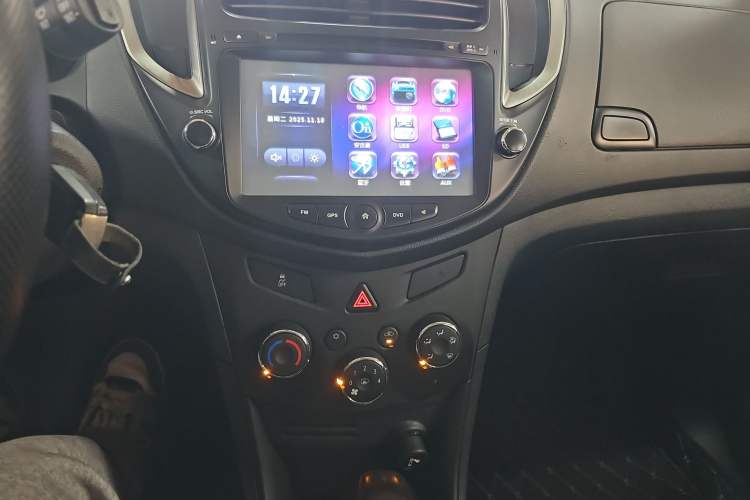 Used Chevrolet Trax 2016 1.4T Automatic Two-Wheel Drive Comfort Version with Sunroof
