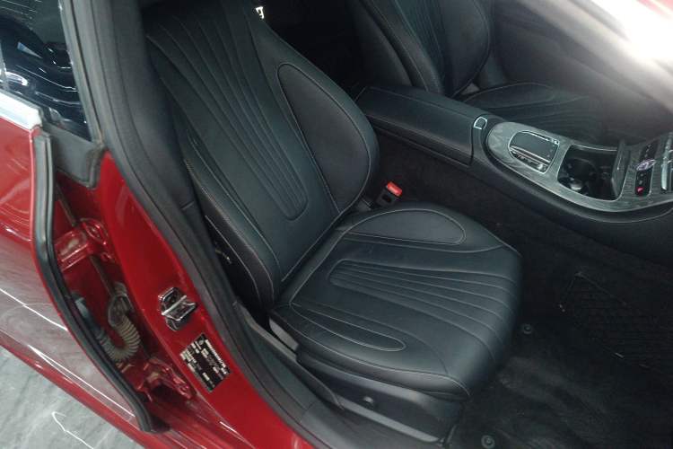 Used Mercedes-Benz CLS 2018 CLS 300 Luxury Model
