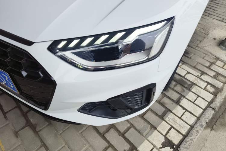 Used Audi A4L 2023 40 TFSI Luxury Dynamic Model
