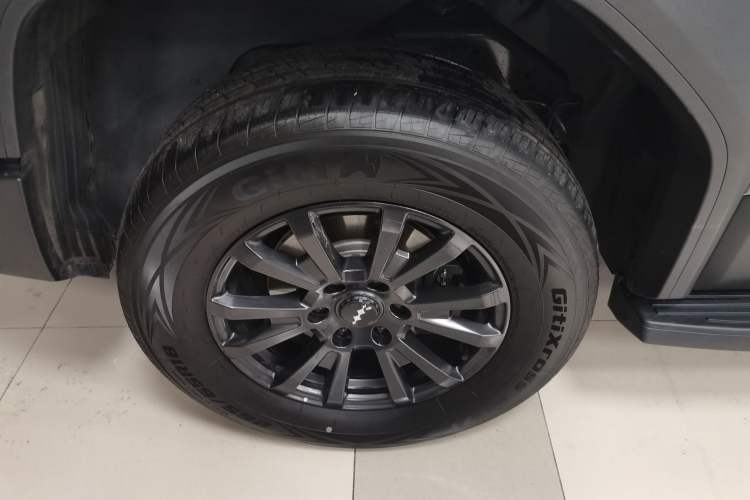 Used  Leopard 5 2023 Navigator Edition