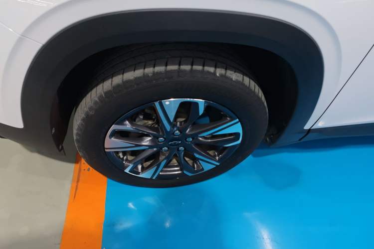 Used Chevrolet Trax 2022 Encore RS 1.5T CVT Cool
