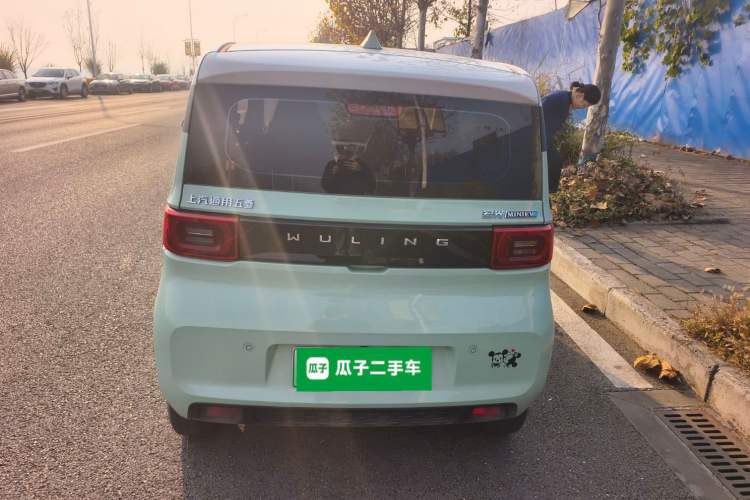 Used Wuling Hongguang MINIEV 2021 Macaron Premium Model – Lithium Iron Phosphate
