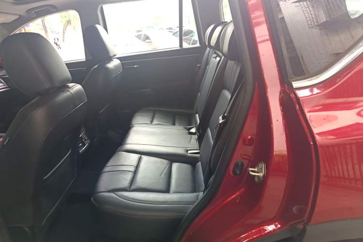 Used GAC Trumpchi GS7 2017 280T Two-Wheel Drive Luxury Model
