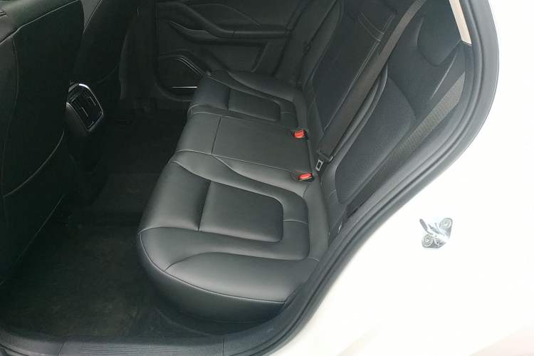 Used Bestune B70 2023 Third Generation 1.5T Automatic Enjoyment Version
