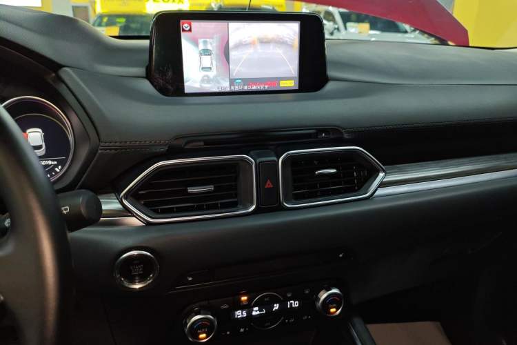 Used Mazda CX-5 2019 Cloud-Controlled Version 2.5L Automatic Two-Wheel Drive Luxury Trim China VI Standard
