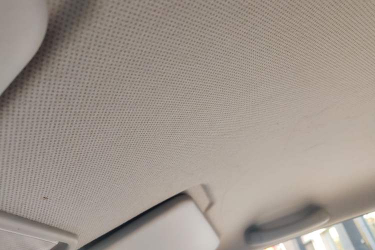 Used Wuling Hongguang MINIEV 2022 Macaron Premium Model – Lithium Ternary Battery
