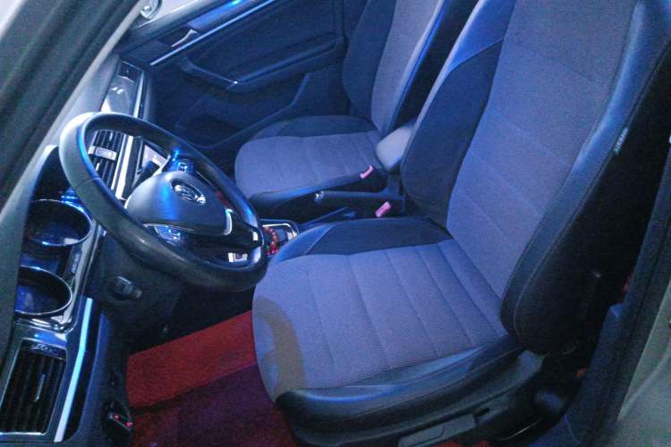 Used Volkswagen C-TREK 2018 1.5L Automatic Comfort Model
