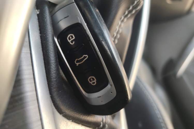 Used Geely Auto Vision X3 2017 1.5L Automatic Prestige Model
