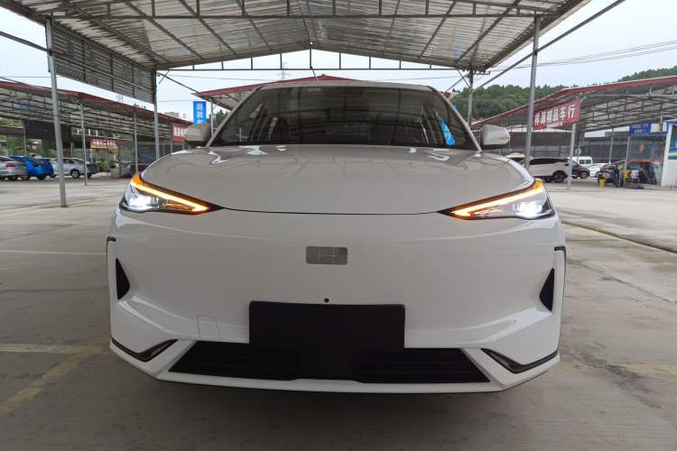 Used  E5 2024 530km Long-Range Version
