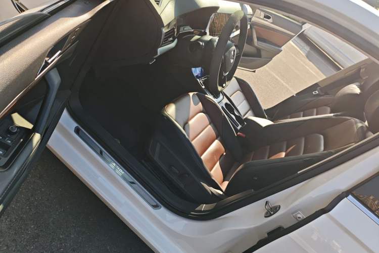 Used Volkswagen Lavida 2021 280TSI DSG Luxury Edition
