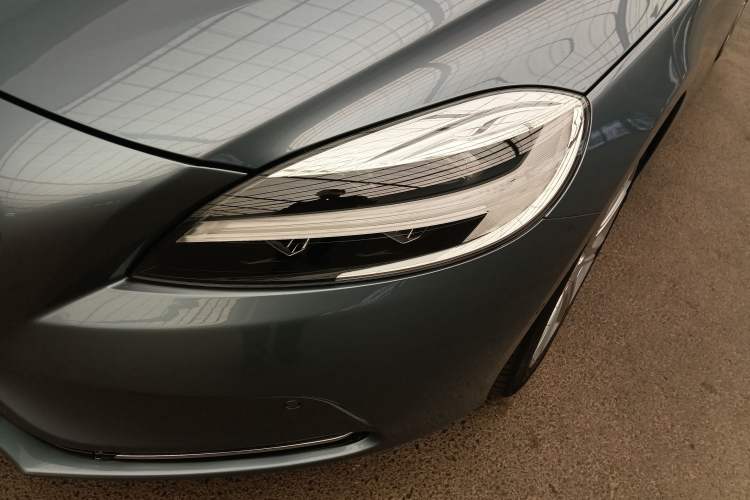 Used Volvo V40 2018 T4 Zhiya Edition