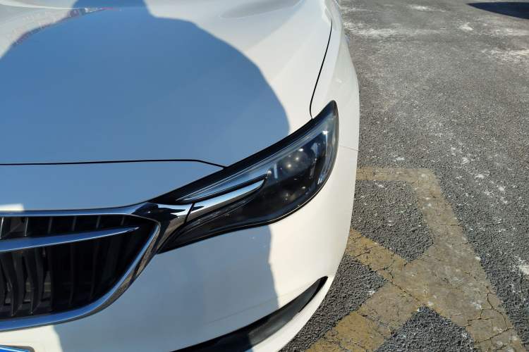 Used Buick GT 2019 15T Dual-Clutch Connected Elite Model China VI
