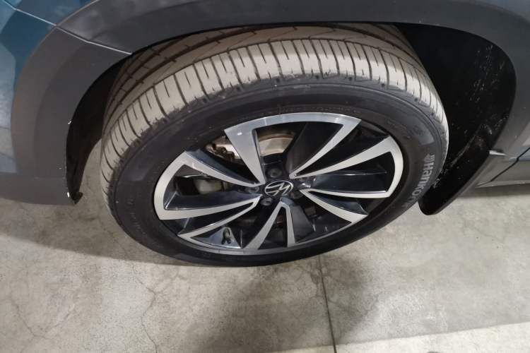 Used Volkswagen Tharu 2021 280TSI Two-Wheel-Drive Luxury Edition
