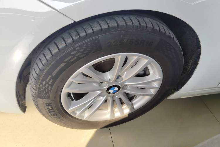 Used BMW 3 Series 2014 320Li Fashion Model
