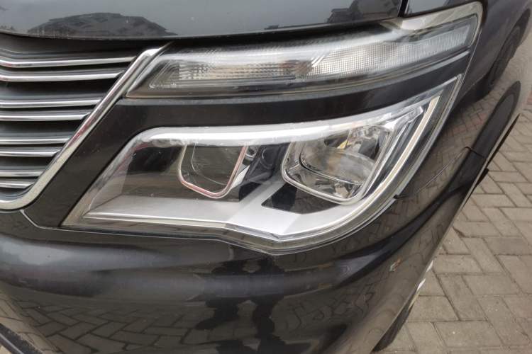 Used FORTHING Lingzhi 2019 M5L 1.6L 7-Seater Standard Model China VI
