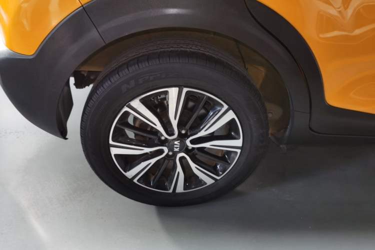 Used Kia kx1 Stonic 2019 1.4L Automatic Fun Edition China VI
