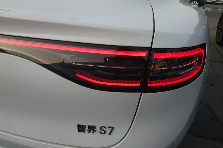 Used Hima Luxeed S7 2024 Max+ Rear-Drive Ultra-Range Intelligent Driving Edition
