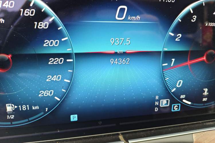 Used Mercedes-Benz E-Class 2021 Facelift E 260 L
