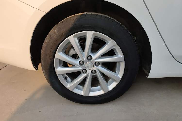 Used Buick Verano 2019 Hatchback 15S Automatic Leading Model