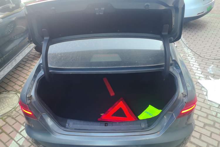 Used Geely Auto Binray 2018 14T CVT Colorful Edition
