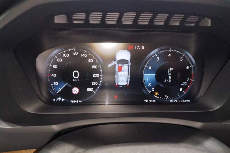 Used Volvo XC90 2020 Facelifted T6 Zhiyi Luxury 7-Seater
