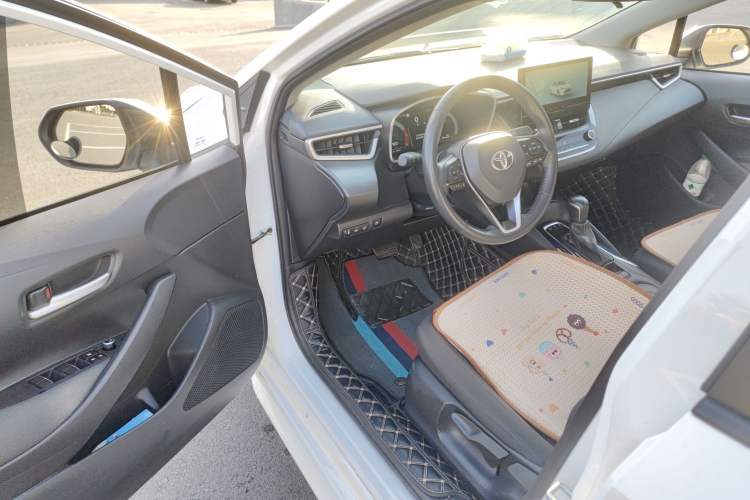 Used Toyota Levin 2023 Smart Electric Hybrid Dual-Engine 1.8L Luxury Edition